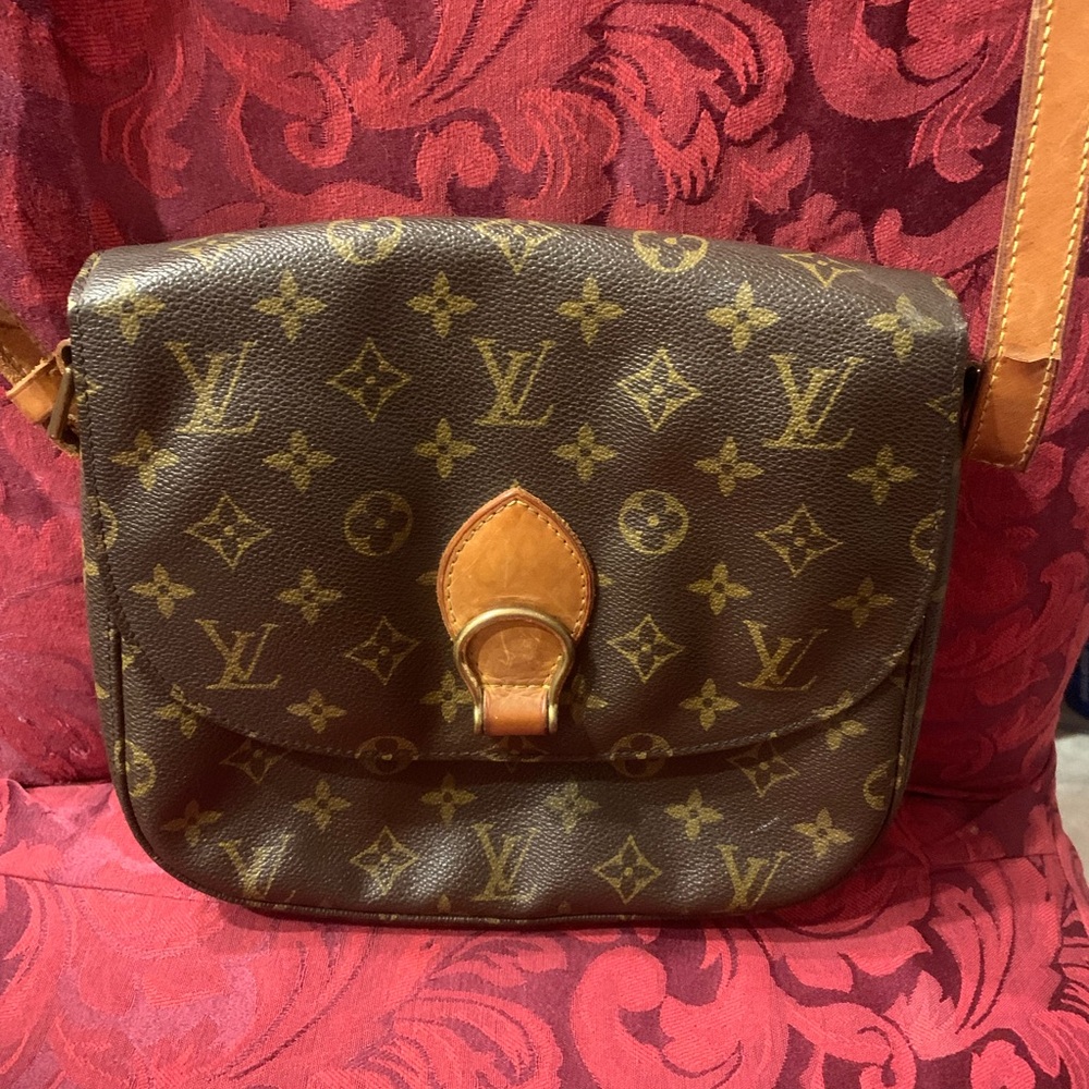Louis Vuitton St. Cloud Crossbody Bag.